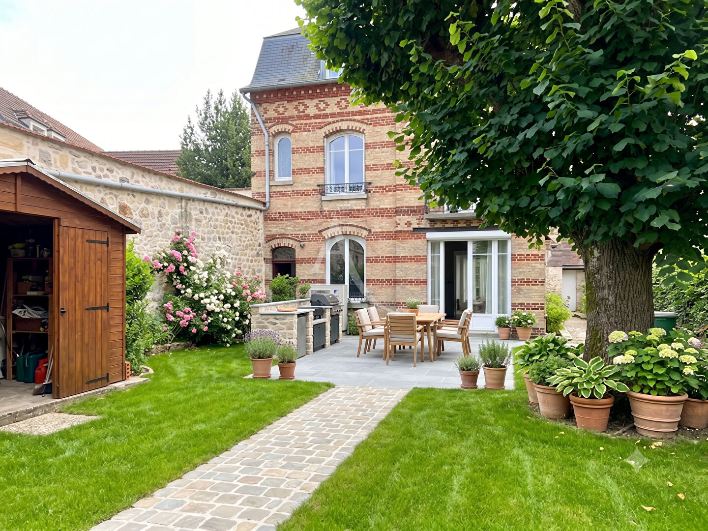 Agence immobilière de L'ADRESSE  2B IMMOBILIER VAUREAL