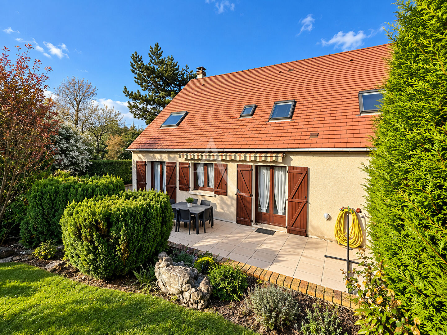 Agence immobilière de 
 L'Adresse BOILLET IMMOBILIER - L'ADRESSE BOILLET Meulan 
