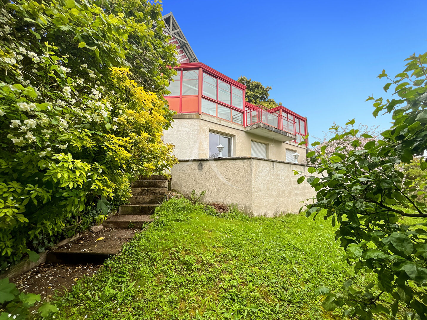 Agence immobilière de 
 L'Adresse BOILLET IMMOBILIER - L'ADRESSE BOILLET Meulan 
