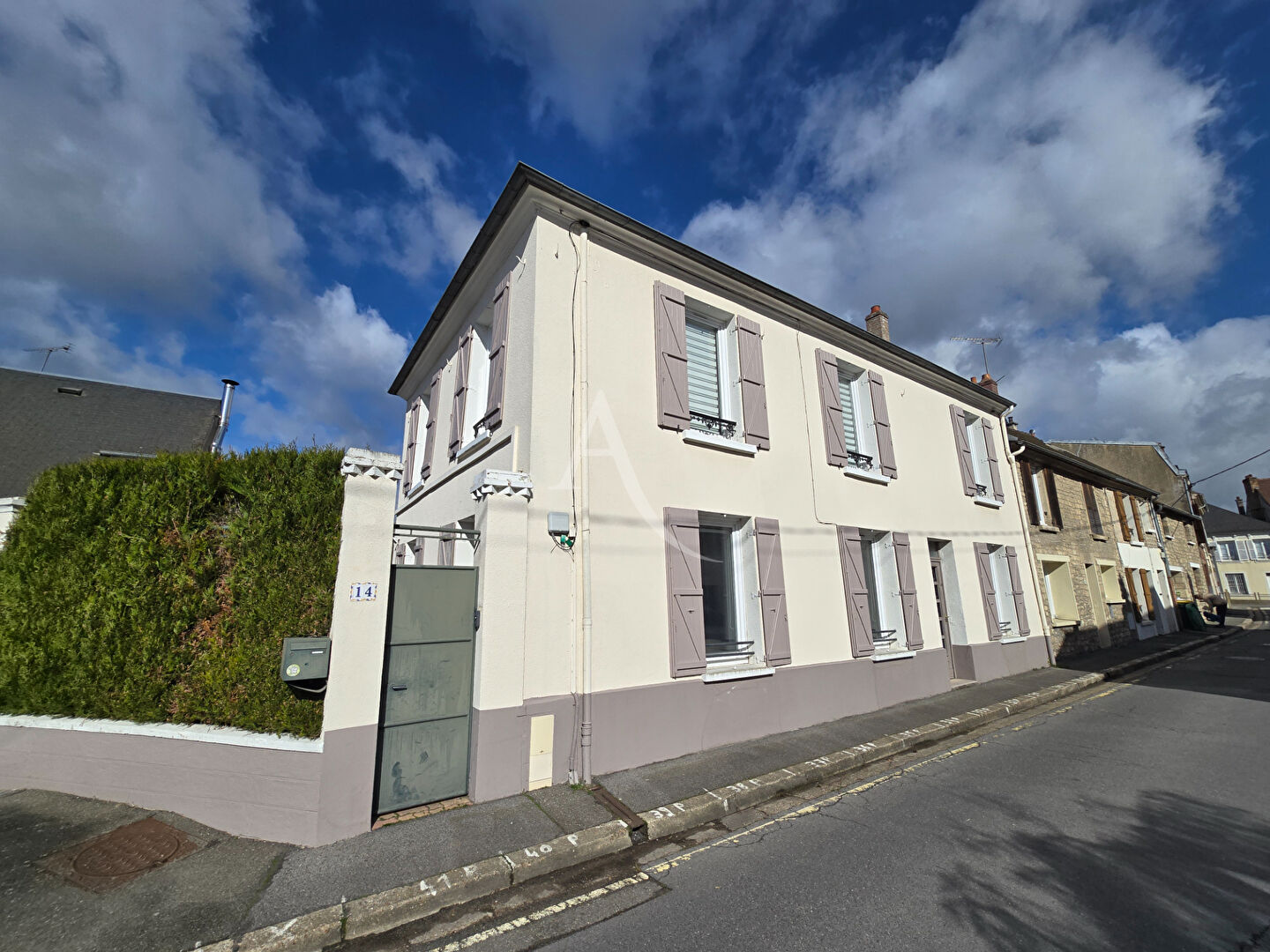 Agence immobilière de L'Adresse BOILLET IMMOBILIER - BOILLET IMMOBILIER / CHARS