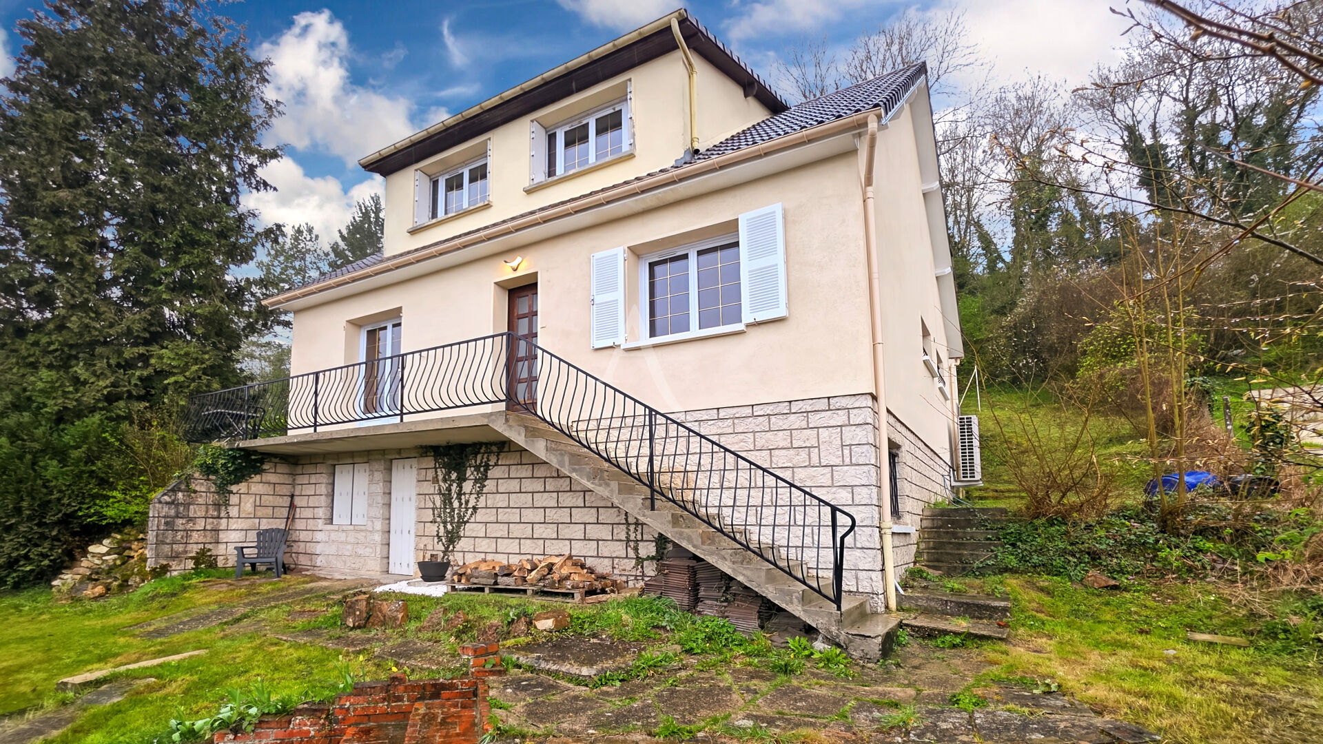 Agence immobilière de L'Adresse BOILLET IMMOBILIER - BOILLET IMMOBILIER / CHARS