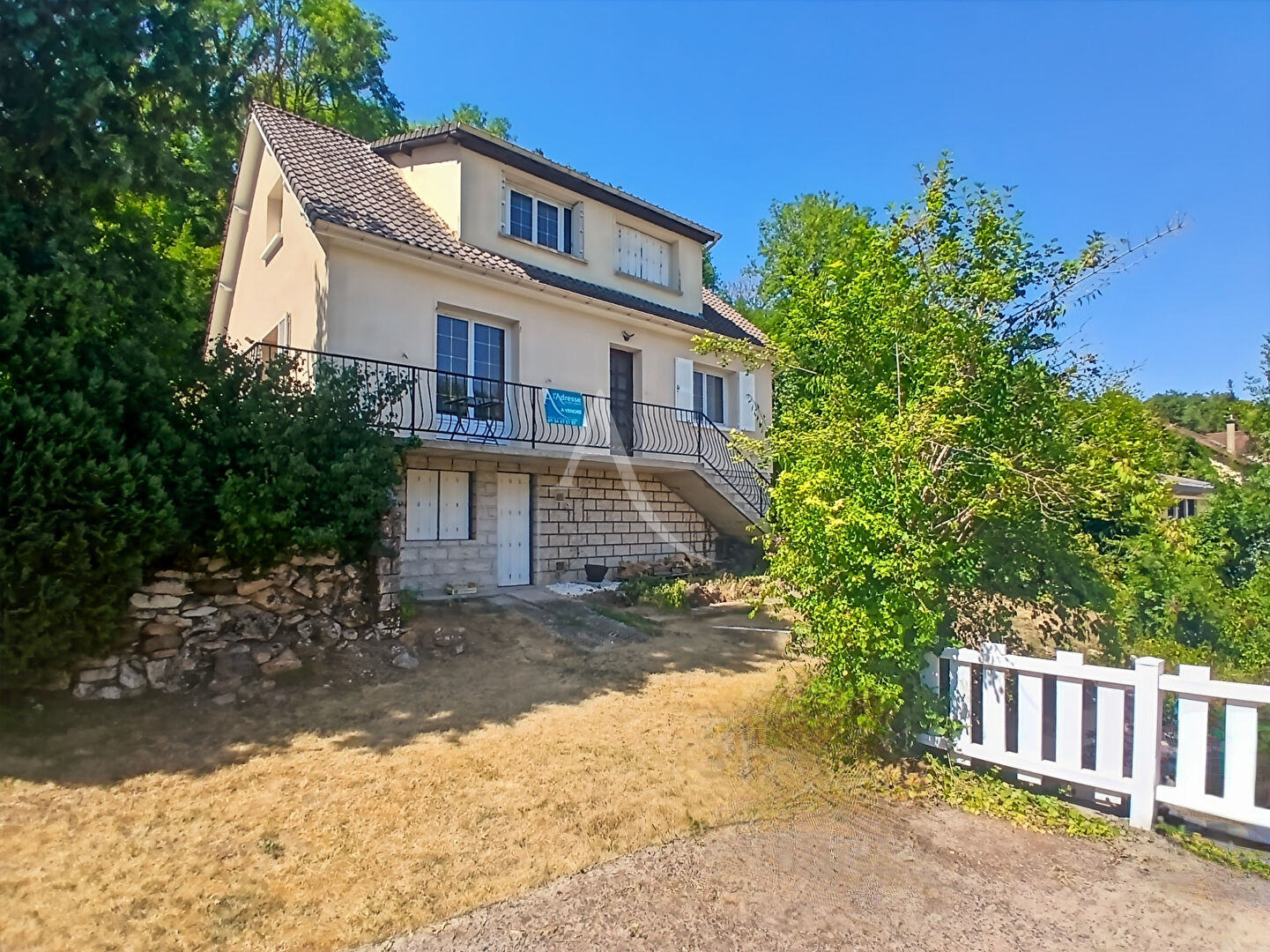 Agence immobilière de L'Adresse BOILLET IMMOBILIER - BOILLET IMMOBILIER / CHARS