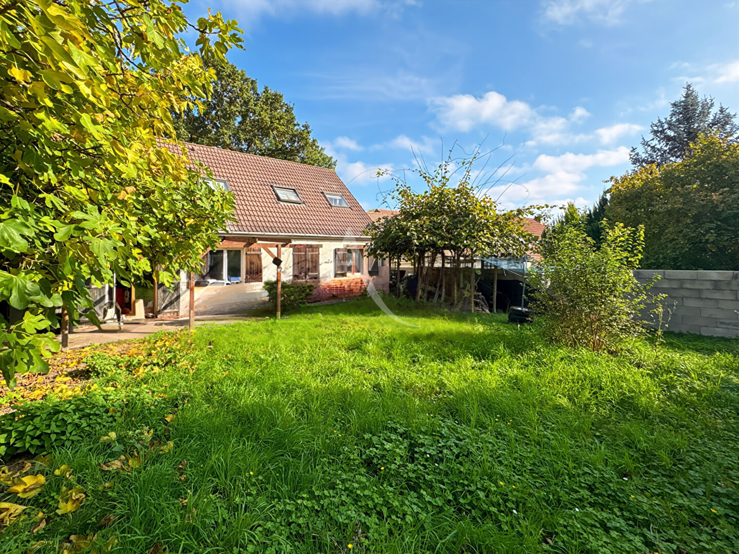 Agence immobilière de L'Adresse BOILLET IMMOBILIER - L'ADRESSE BOILLET- MGI-JOUY LE MOUTIER