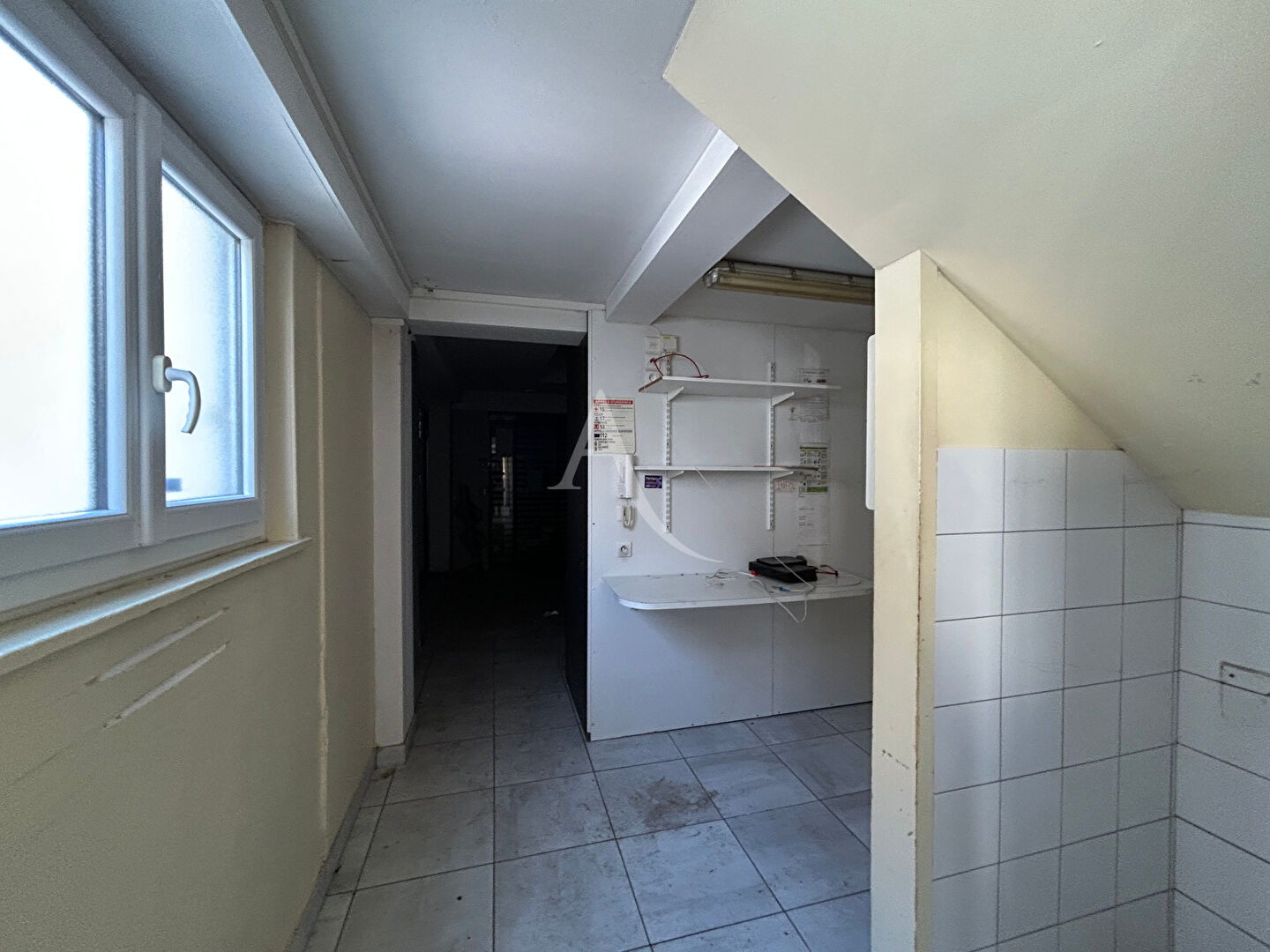 Photo Local commercial Amiens 200 m2 image 4/5