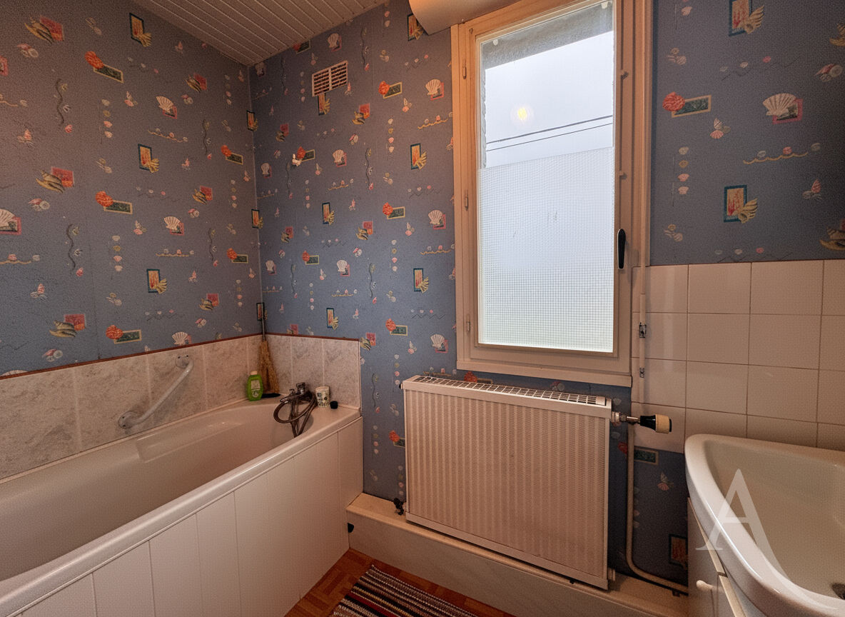 Photo Maison familiale 5 chambres ? Environ 95 m² ? Hérissart image 3/6