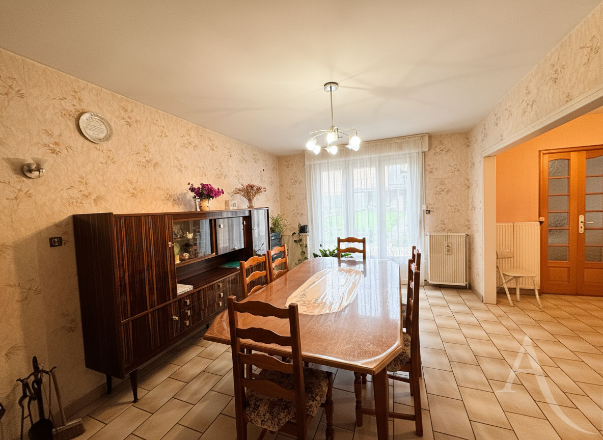 Photo Maison familiale 5 chambres ? Environ 95 m² ? Hérissart image 5/6