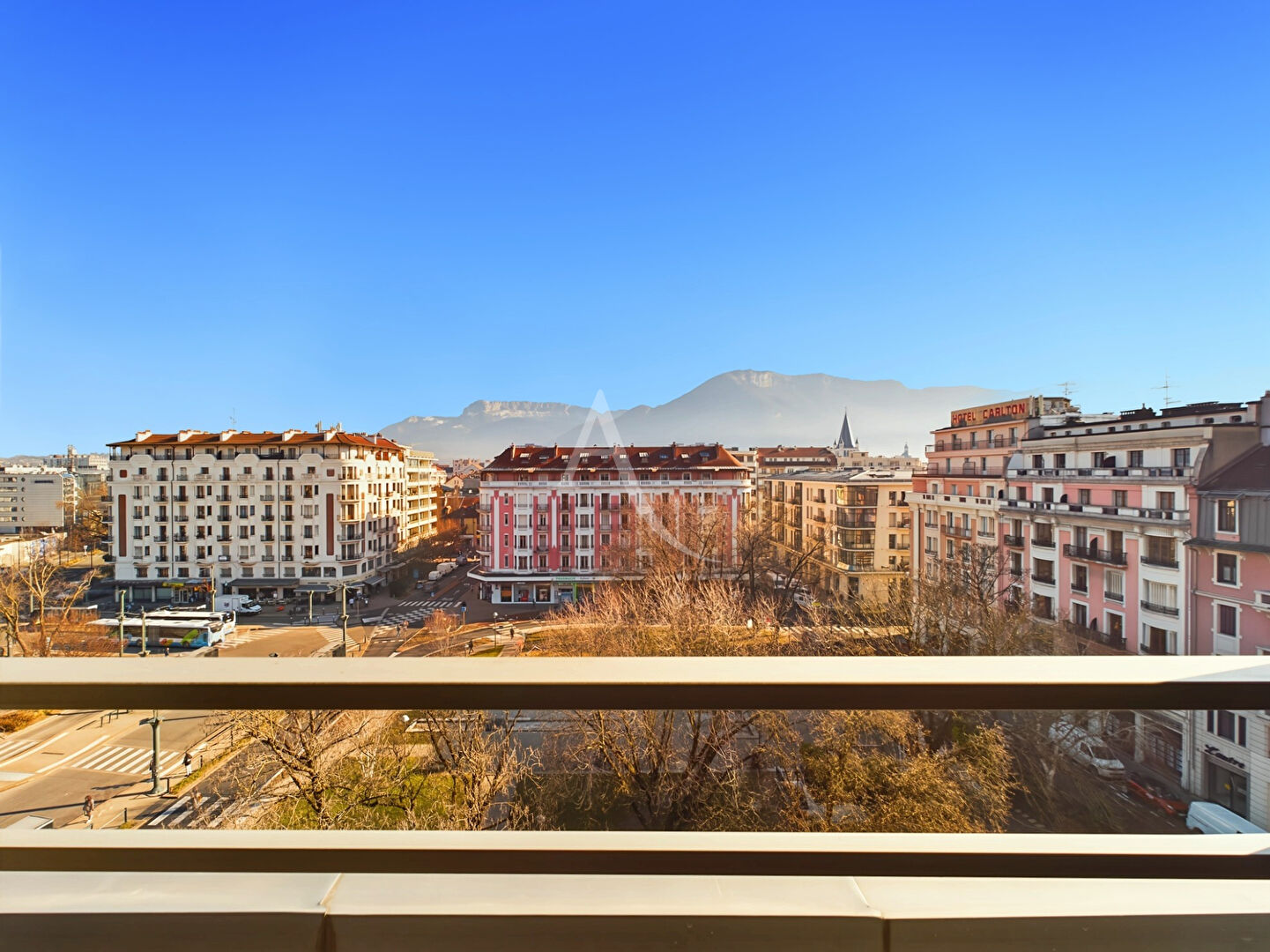 Photo Appartement Annecy dernier étage - T3 - 76 m² image 2/6