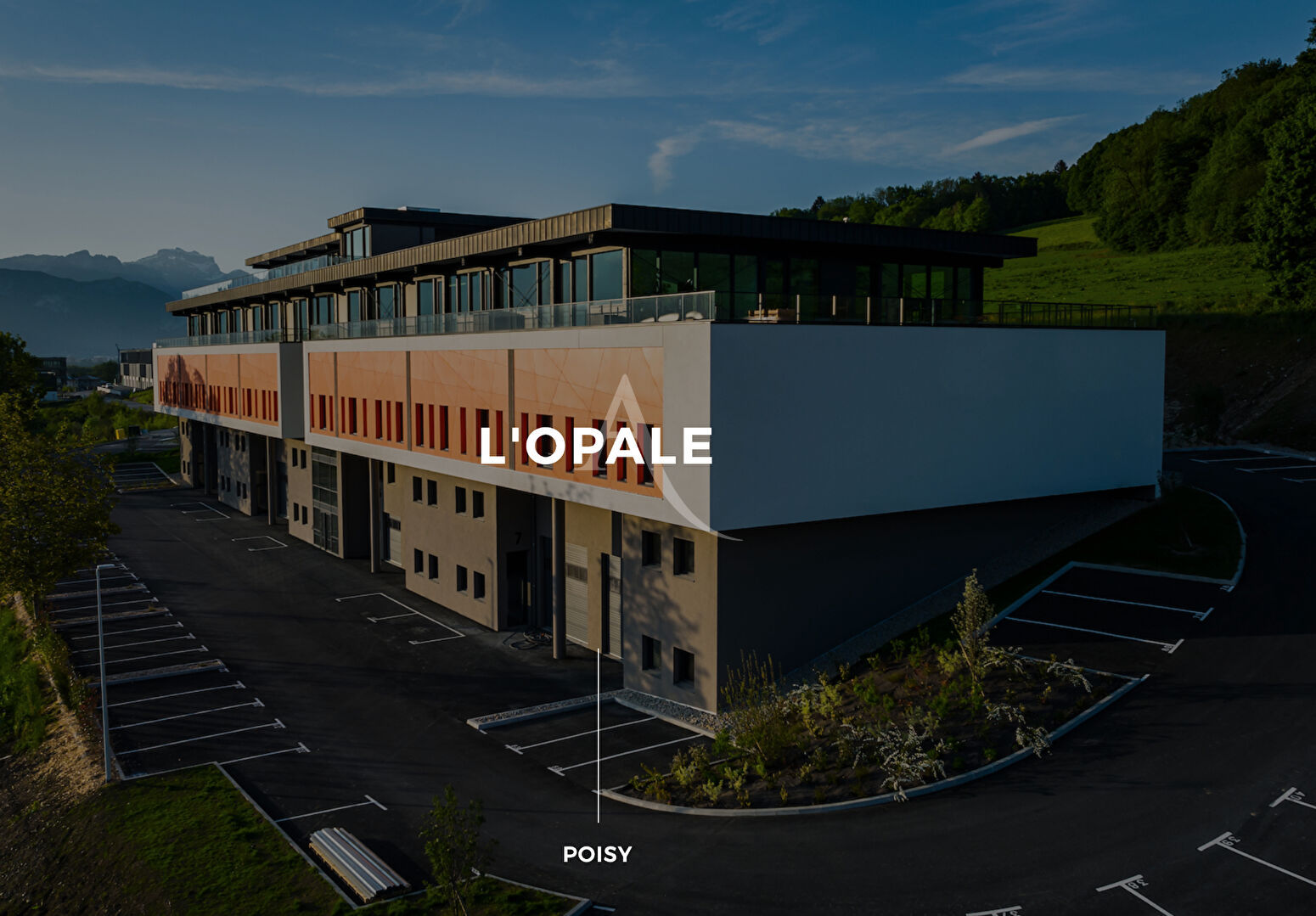 Photo LOCAL D ACTIVITE DE 168M2 image 1/3