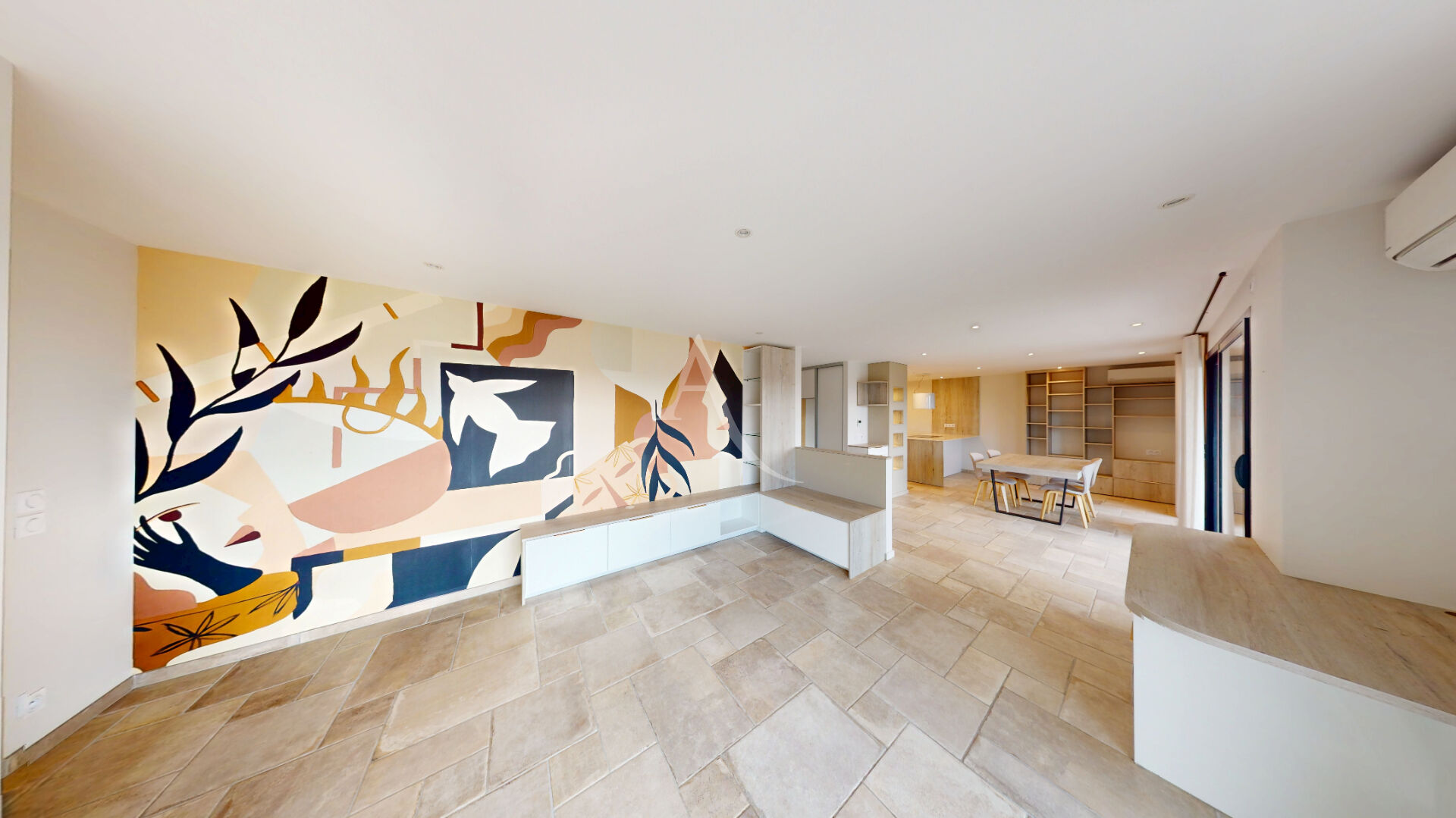 Appartement d'Exception 4 Pièces de 121m² - Dernier Étage