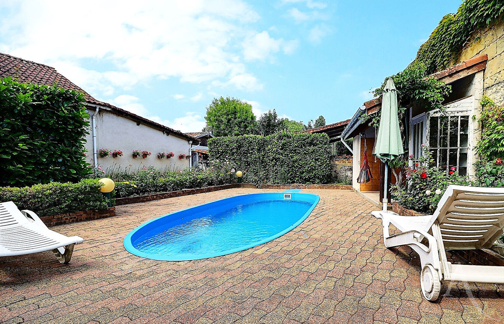 Maison Léognan 5 chambres, bureau, piscine
