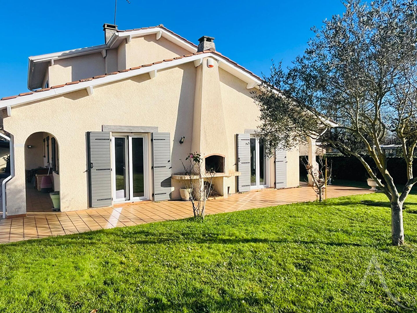 Photo Maison Begles -5 pièce(s) - 149m² parcelle de 744 m² image 1/6