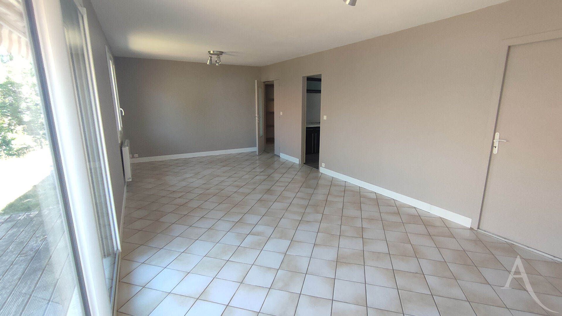 Photo Pavillon T4 avec garage sur Brassioux image 4/6