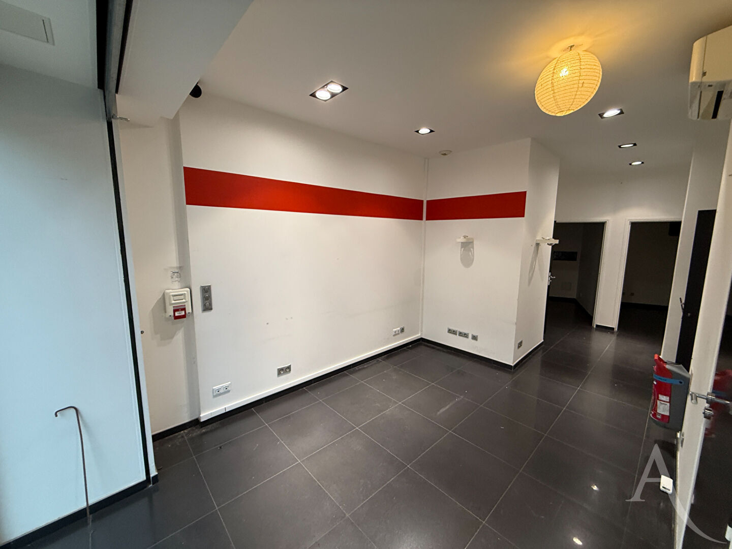 Photo LOCAL COMMERCIAL image 6/6