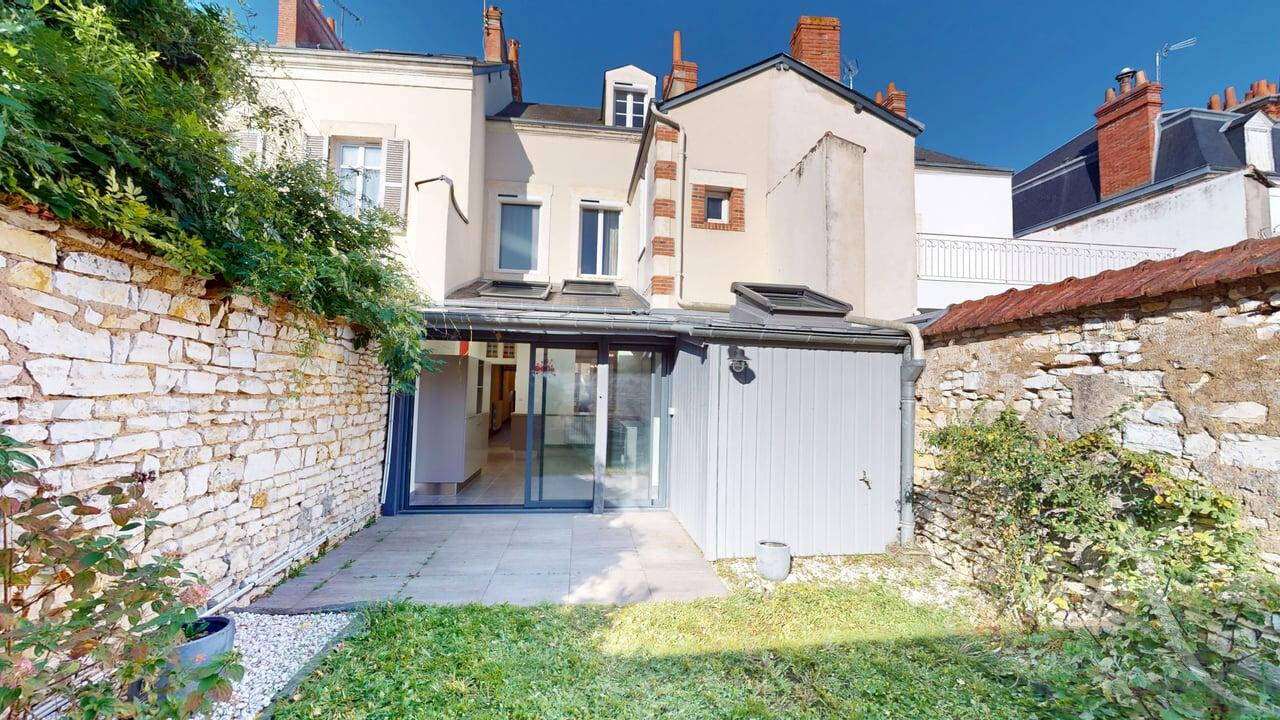 Maison Bourgeoise Chateauroux Rue de La République!