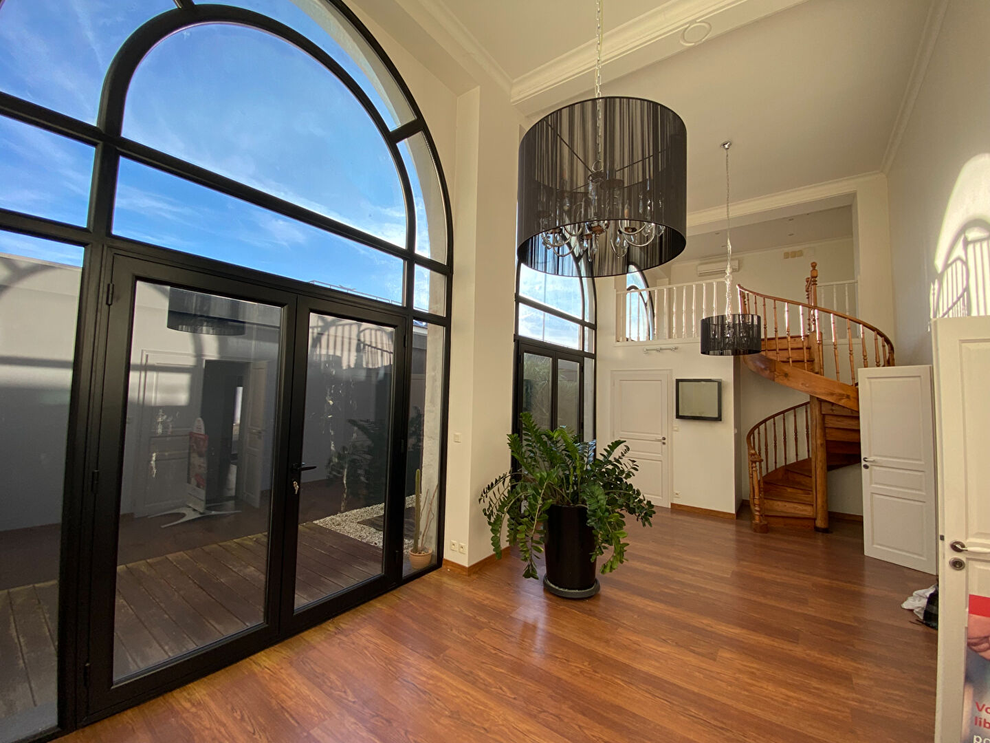 Photo Immeuble image 2/6