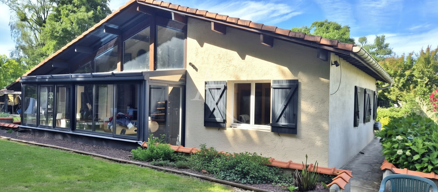 Photo HEUGAS-Maison avec dépendance image 1/6