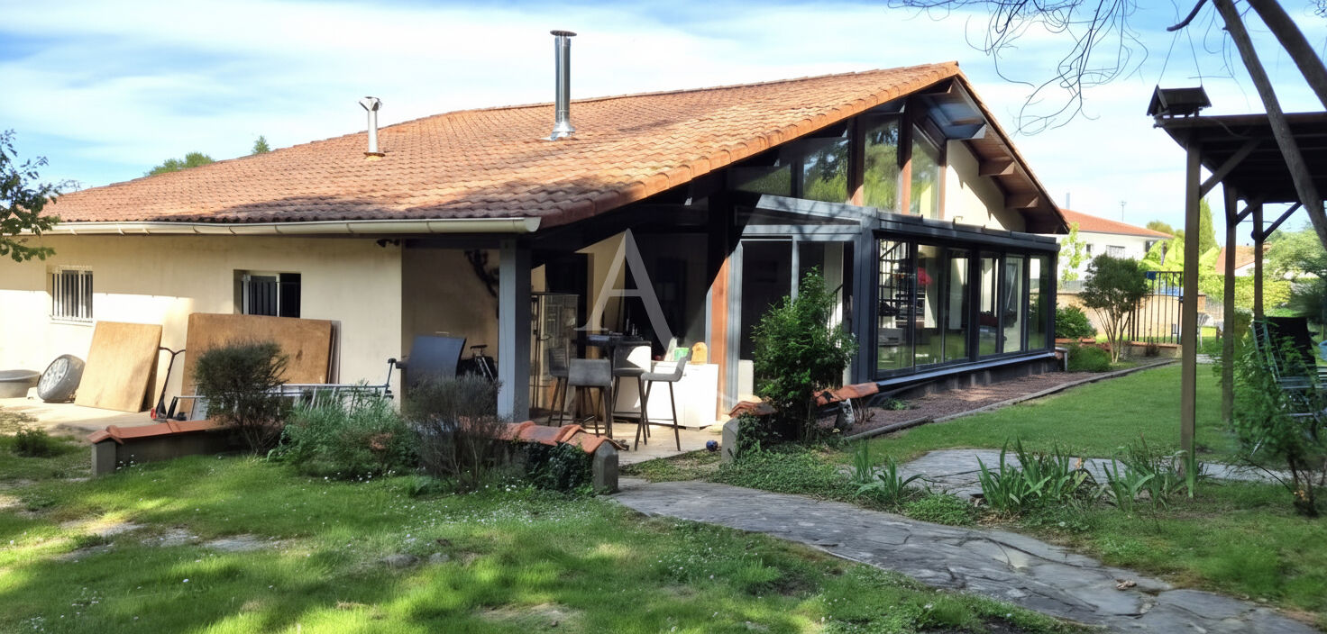 Photo HEUGAS-Maison avec dépendance image 2/6