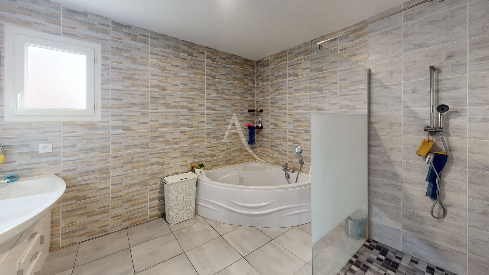 Photo MAISON 2020  RT 2012 image 6/6