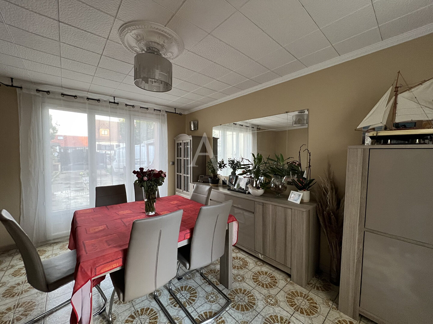 Photo Maison Blanc Mesnil 5 pièce(s) 128,26 m2 image 2/6