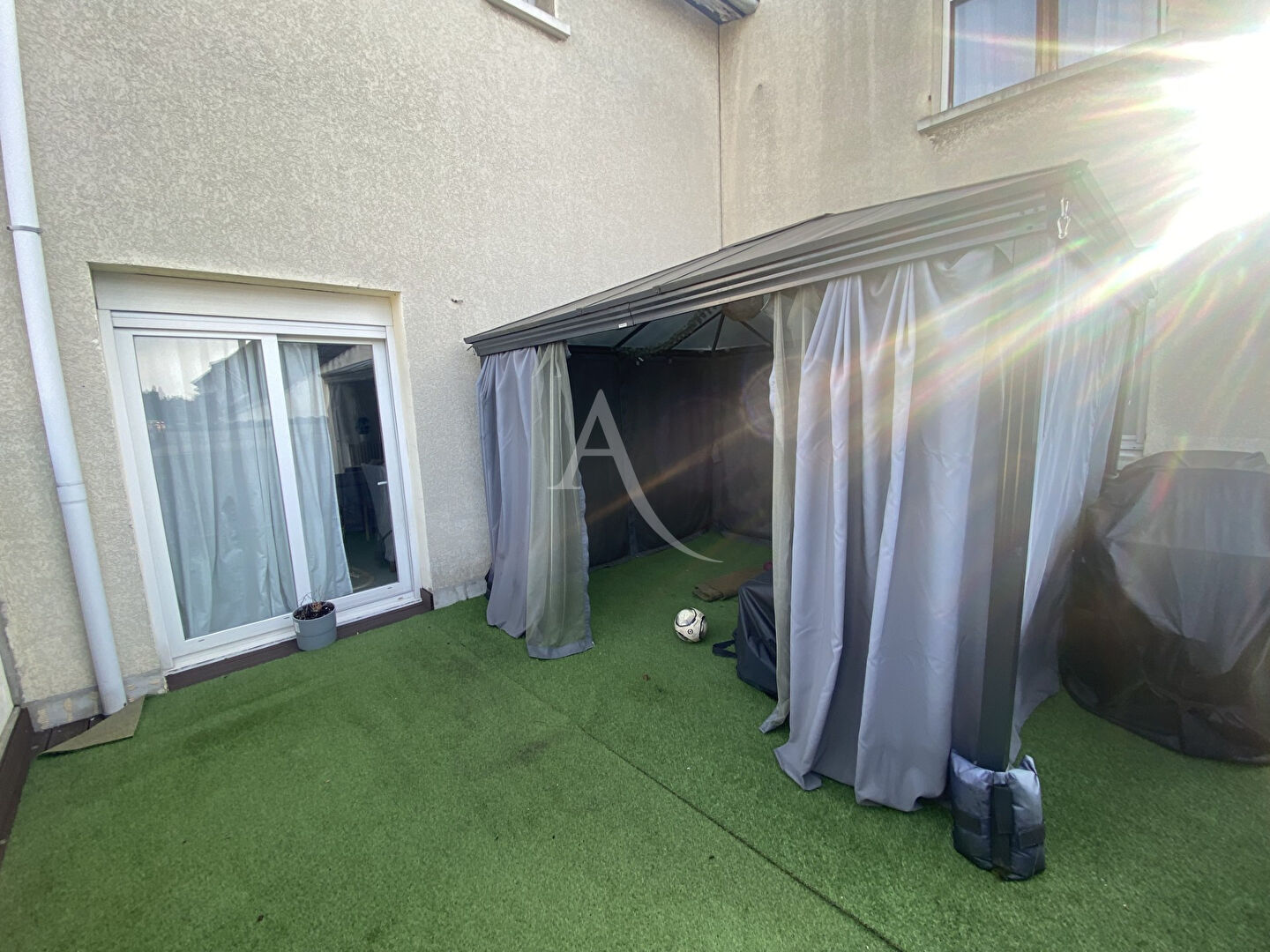 Photo Maison Bobigny 7 pièce(s) 212 m2 (Carrez)  terrain 218m2 image 6/6