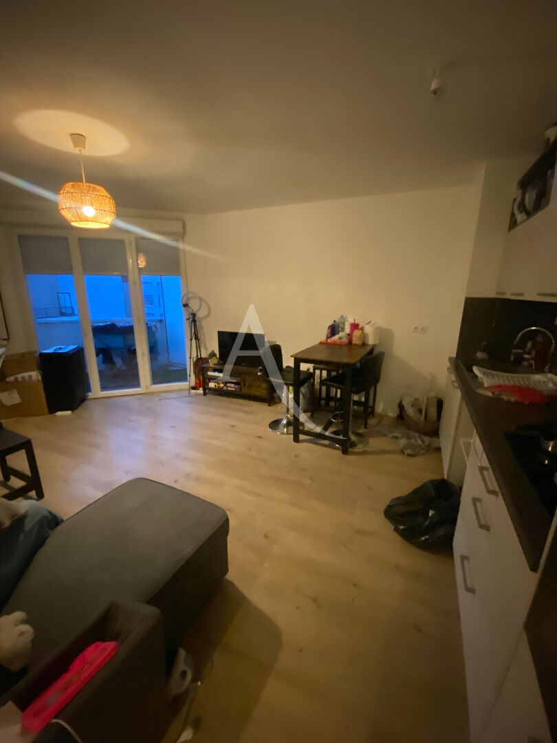 Appartement Drancy 2 pièce(s) 45 m2 parking, terrasse