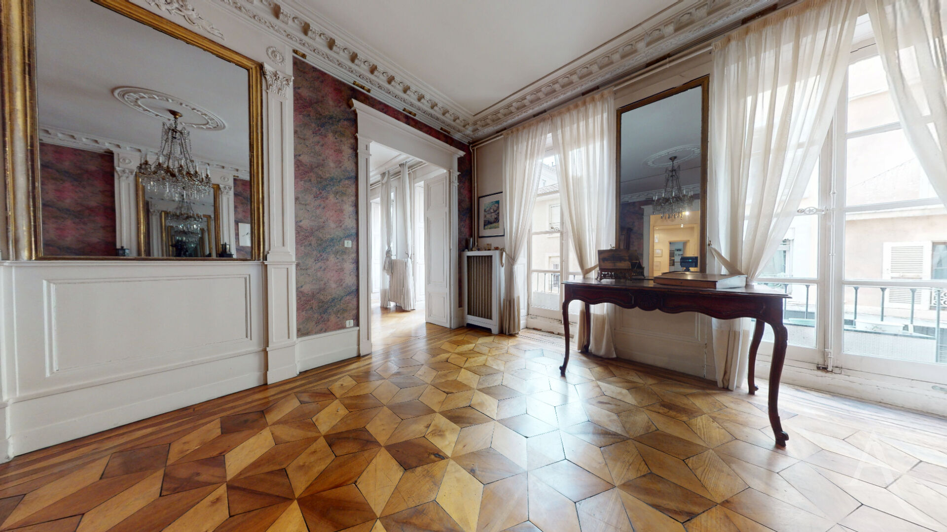 Photo Appartement Grenoble 6 pièces 196 m2 image 2/6