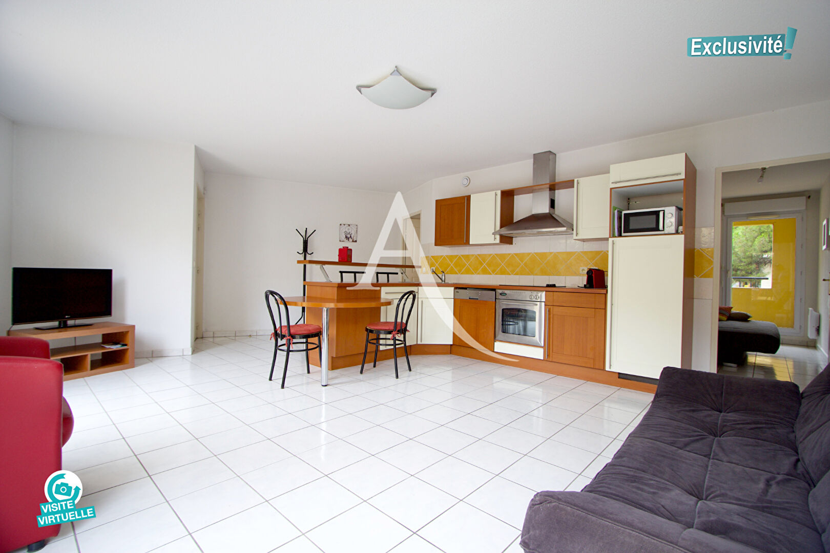 EXCLUSIVITÉ SUR PÉROLS - CENTRE VILLE - APPARTEMENT TRAVERSANT MEUBLÉ - 3 PIÈCES - 60 M2 AVEC LA LOGGIA - TERRASSE DE 15 M2