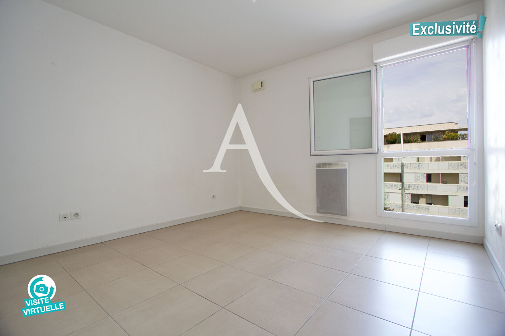 Photo CASTELNAU-LE-LEZ - AU PIED DU TRAM - T2 - 43 M2 - TERRASSE - image 2/6