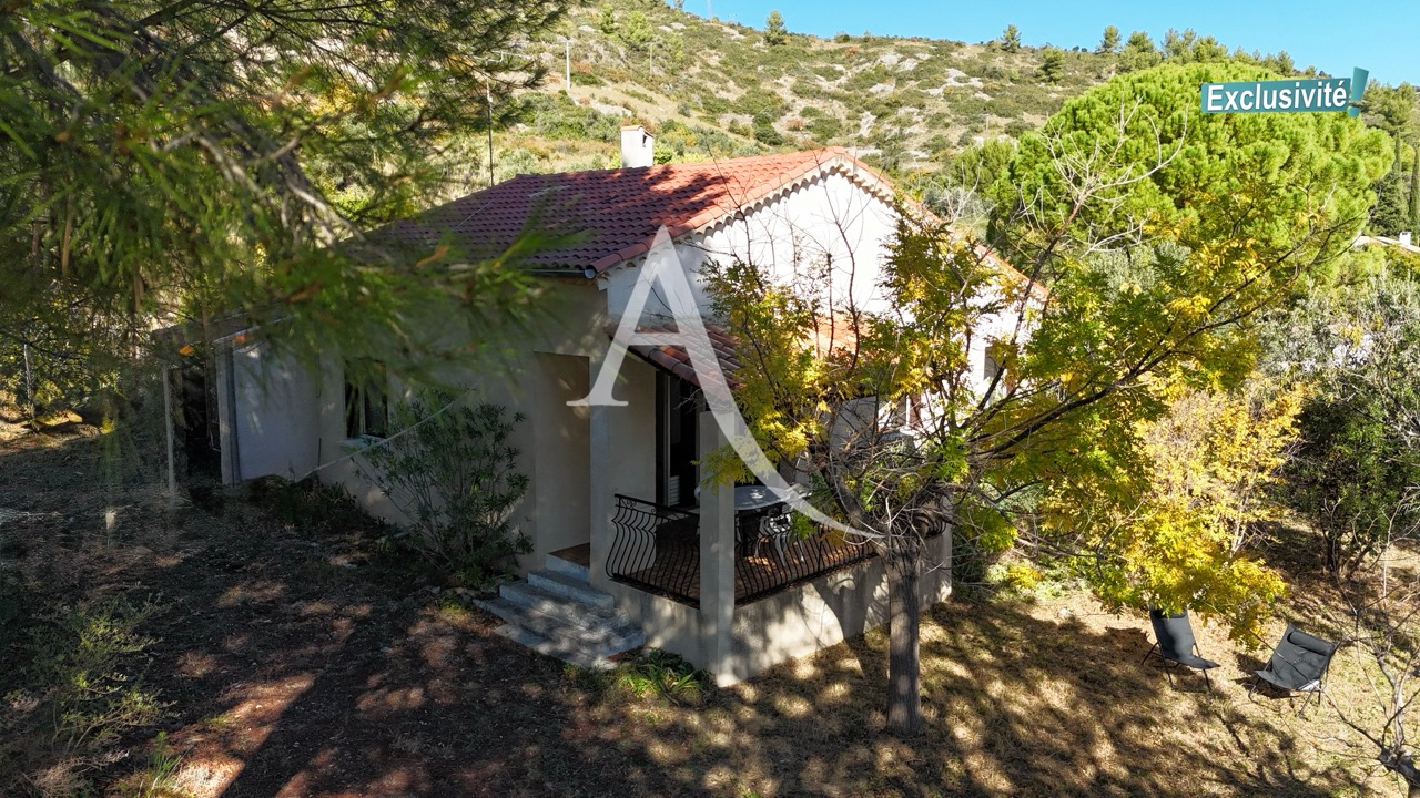 SAINT-JEAN-DE-FOS - MAISON - PLAIN-PIED - 70 m2 - 3 CHAMBRES - GARAGE -  GRAND TERRAIN 1110m2