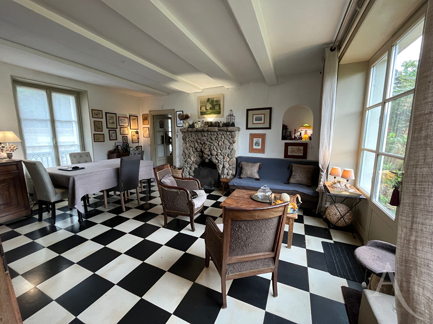 Photo Belle demeure 226 m² située à Villers en Arthies dans le Vexin image 3/6