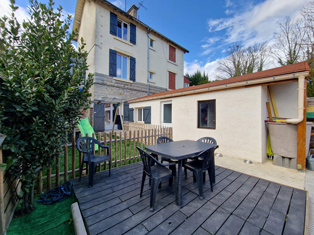 Photo Jolie maison 3 chambres sur 200m² de terrain à MANTES LA VILLE image 1/6