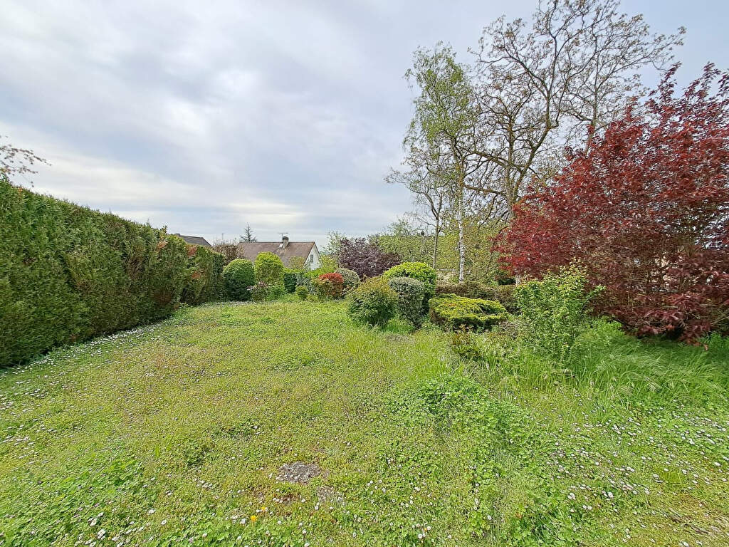 Photo Belle maison de plain pied à LIMAY de 3ch sur un sous-sol total et terrain de 900m² image 2/6