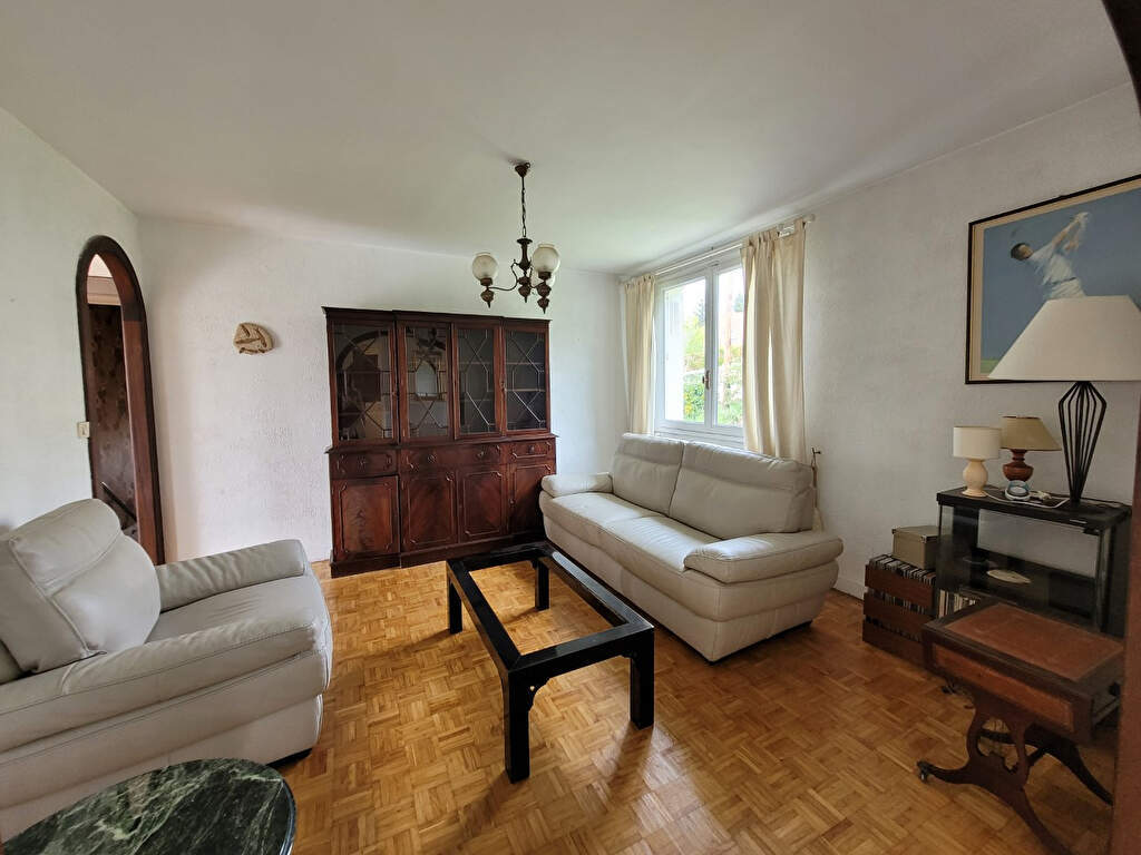 Photo Belle maison de plain pied à LIMAY de 3ch sur un sous-sol total et terrain de 900m² image 5/6