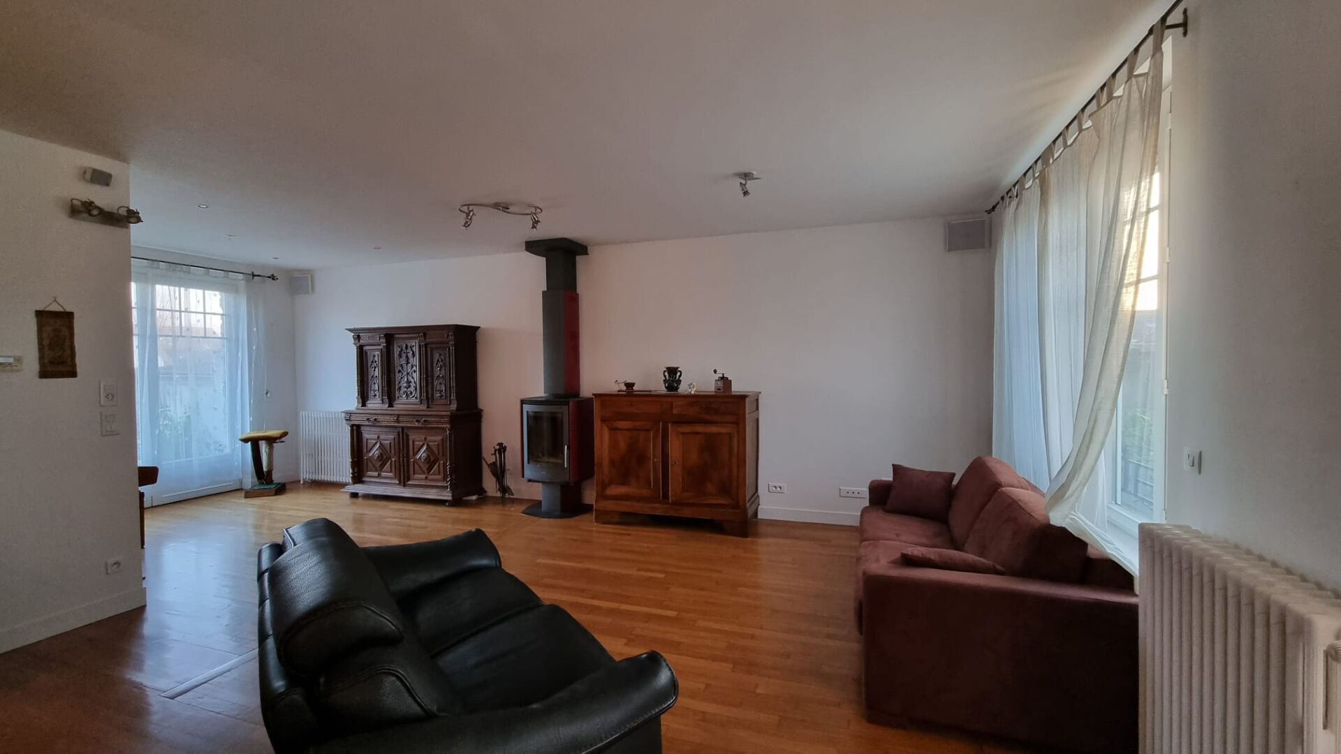 Photo Maison de caractère à Mantes la Ville, 5 chambres, un garage, sous sol total et dépendance image 5/6