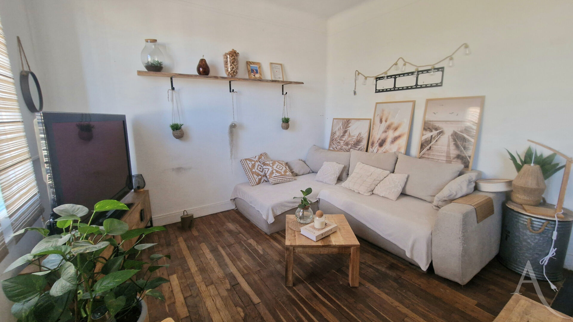 Photo Jolie maison de ville 97m² en vente à BONNIERES SUR SEINE image 2/6