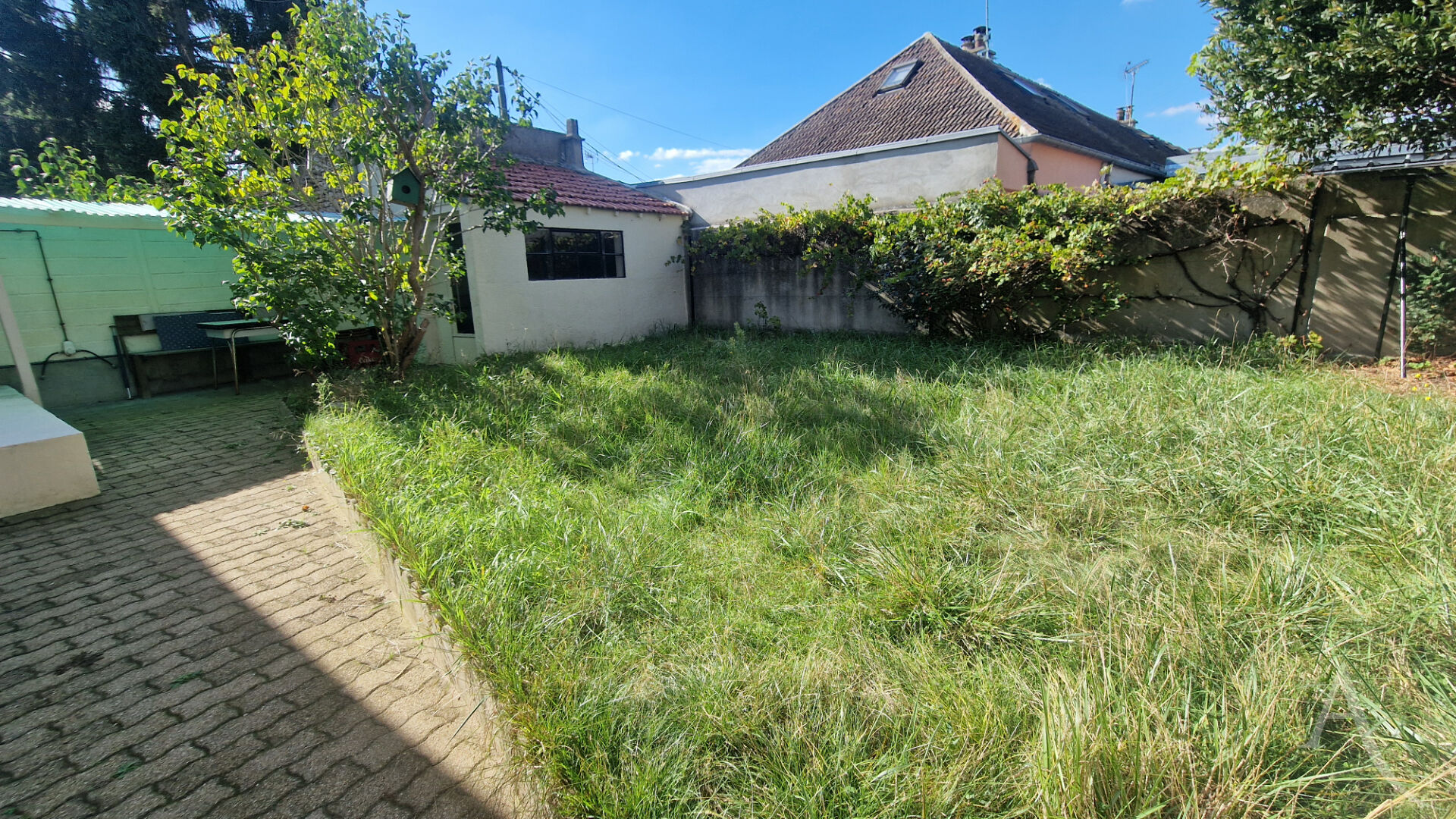 Photo Maison à Mantes La Jolie de 5 chambres et 277m² de terrain image 2/6