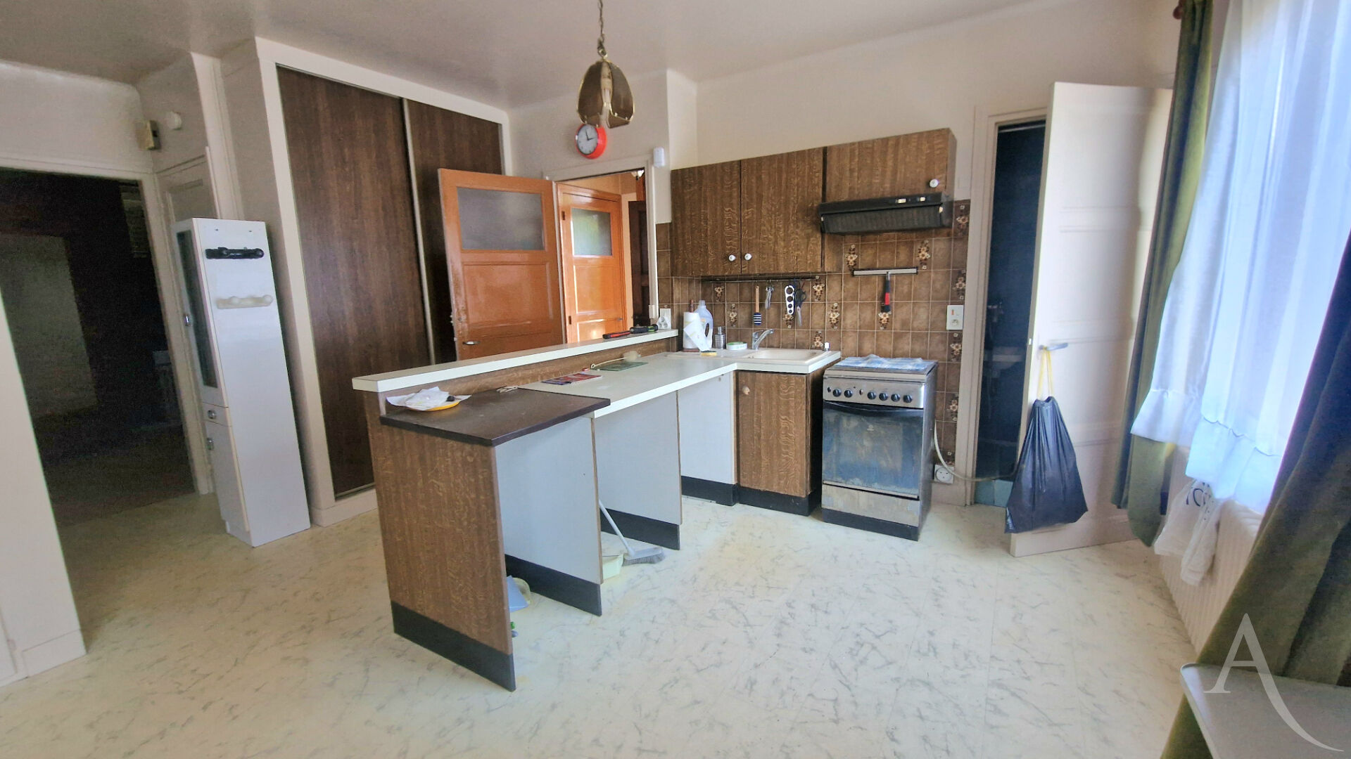 Photo Maison à Mantes La Jolie de 5 chambres et 277m² de terrain image 4/6