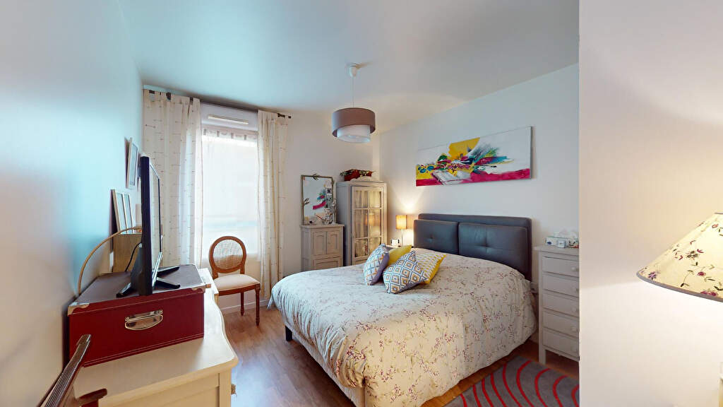 Photo Bel Appartement 3 pièces de 55.71 m² en bords de Seine avec un beau balcon image 5/6