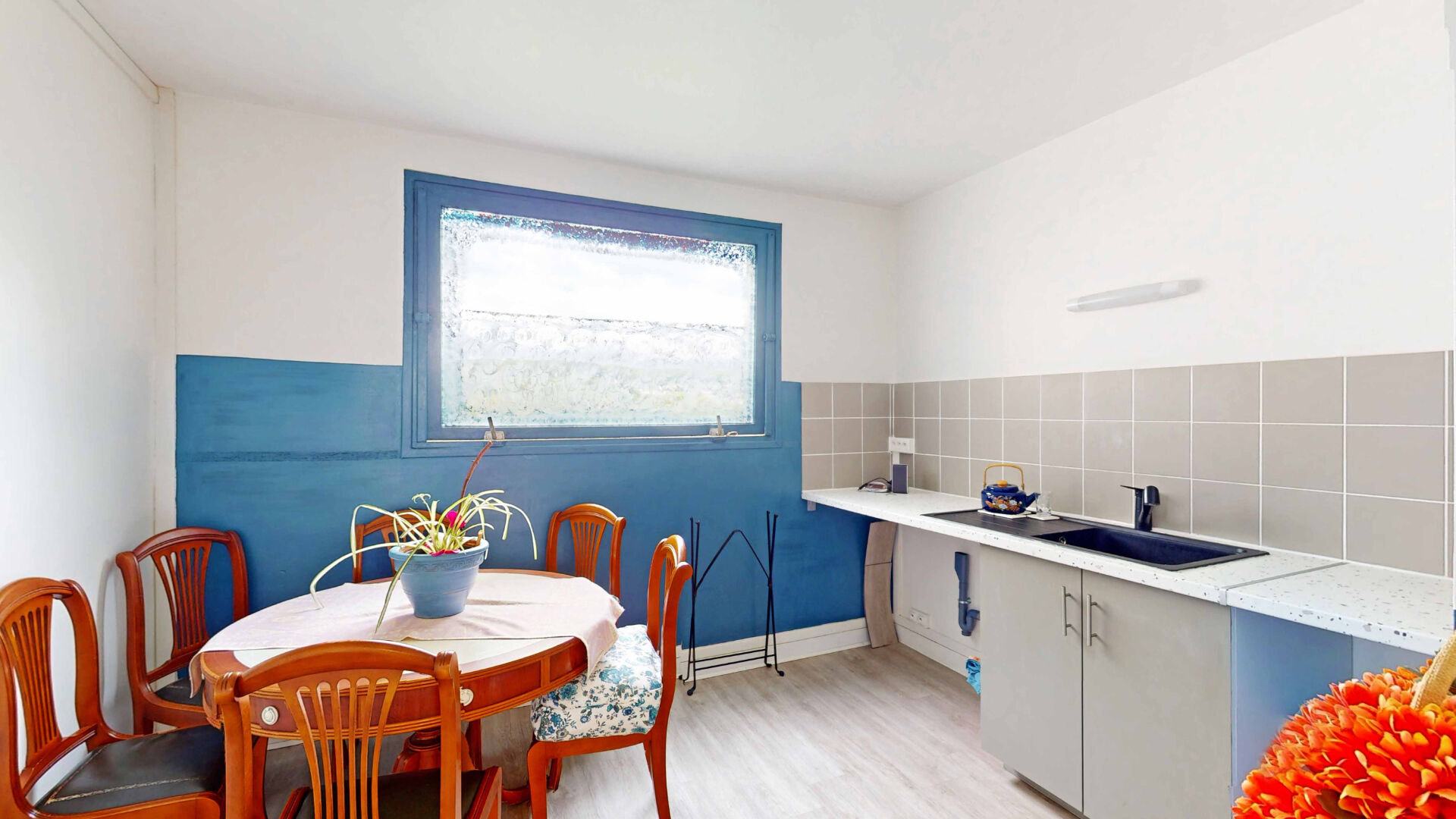 Photo Bel appartement à Mantes La Jolie 2 pièces de 52 m² avec cave et un parking image 3/6