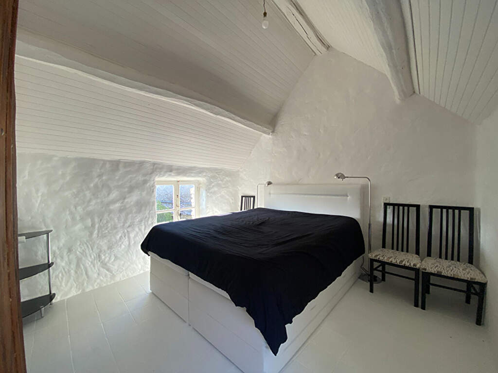 Photo Demeure de charme en pierre du Vexin de 215m² sur un terrain de 550m² à FOLLAINVILLE image 4/6