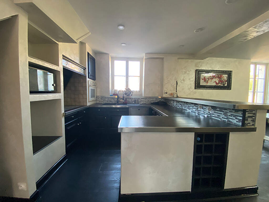 Photo Demeure de charme en pierre du Vexin de 215m² sur un terrain de 550m² à FOLLAINVILLE image 6/6