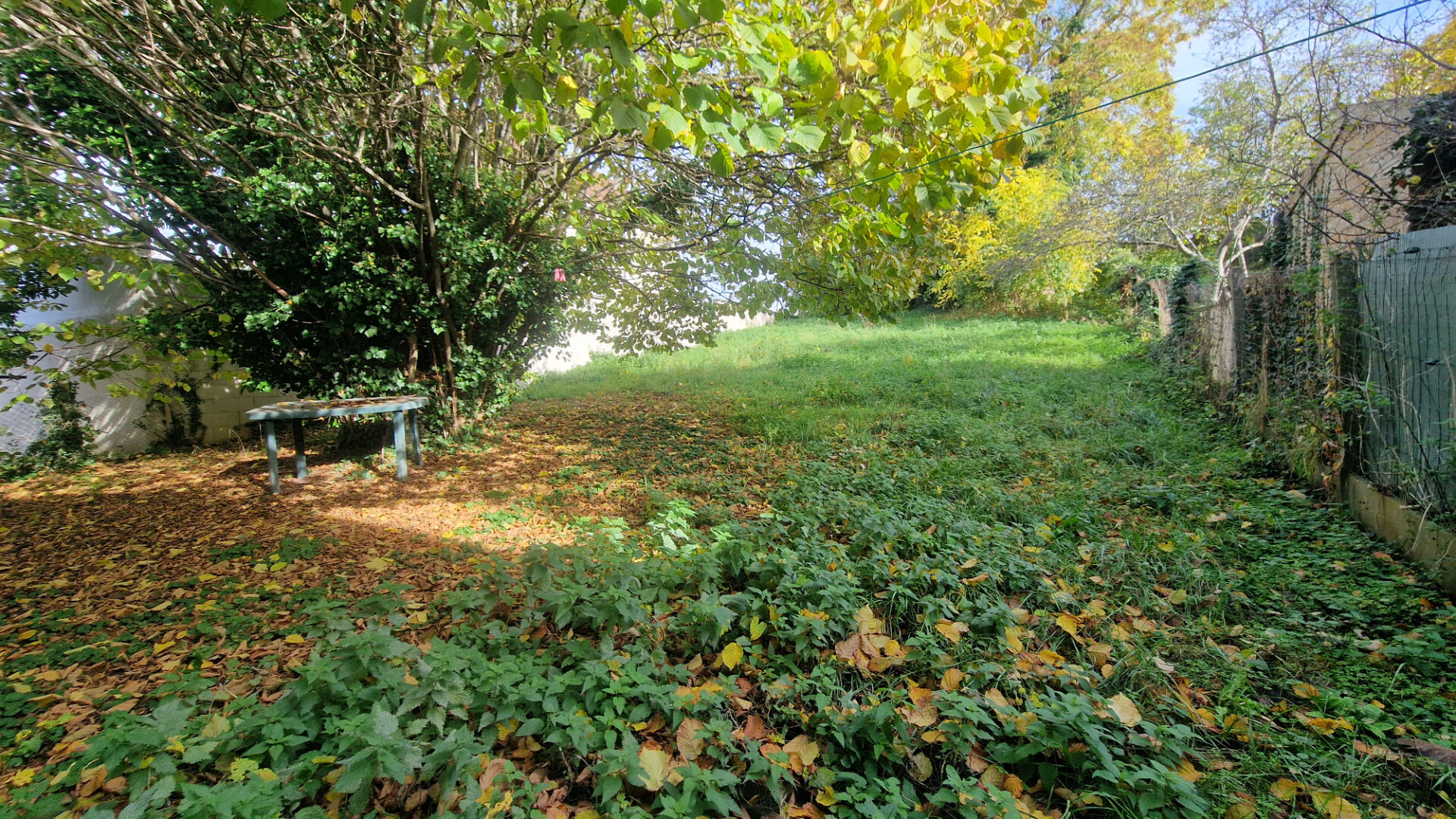 Photo Maison à Mantes-la-Ville de 2 ch avec grand jardin de presque 700m² et sous-sol total image 2/6