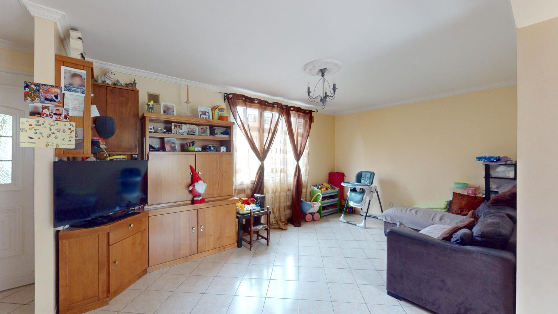 Photo Maison de 3 chambres avec un grand garage, jardin à MANTES LA JOLIE image 4/6