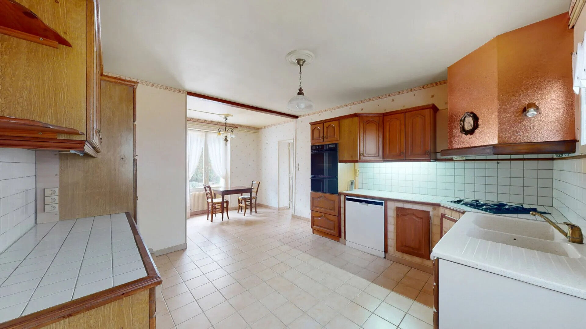 Photo Maison de 144m² avec  dépendance de 90m² image 3/6