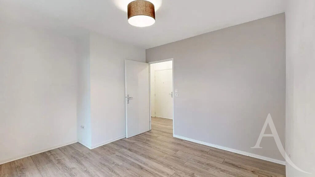 Photo Bel appartement de 65 m² avec jardin situé à deux pas de la gare de Mantes la Jolie image 6/6