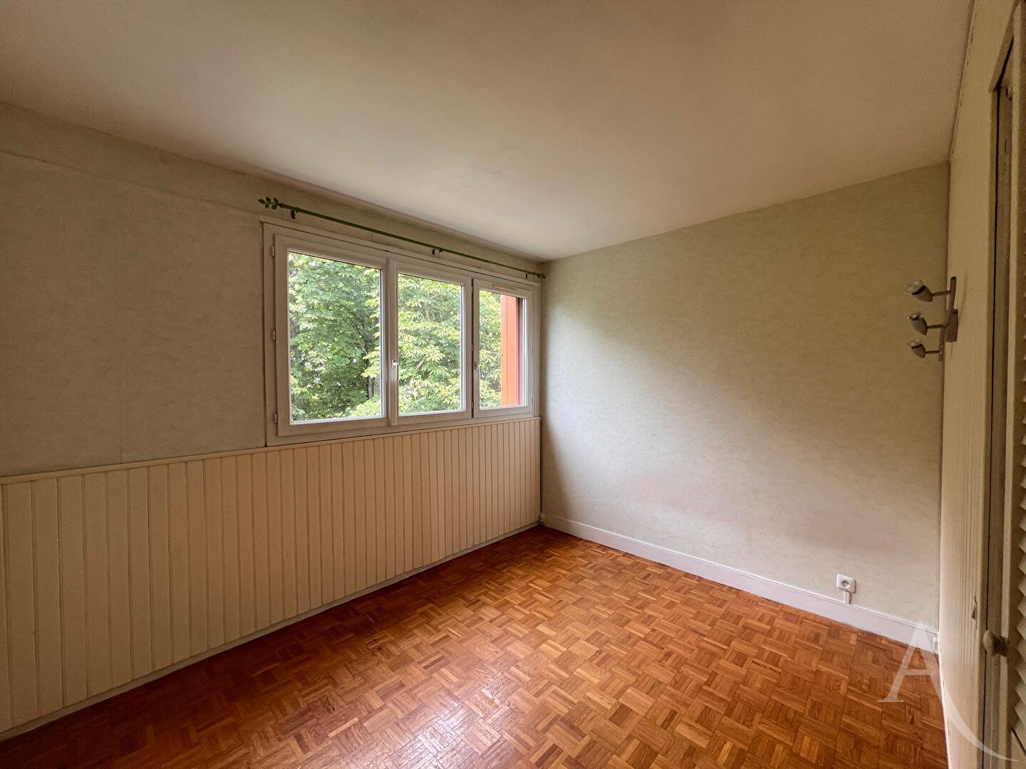 Photo À louer - Appartement 4 pièces de 76,85m2 à AUBERGENVILLE image 6/6