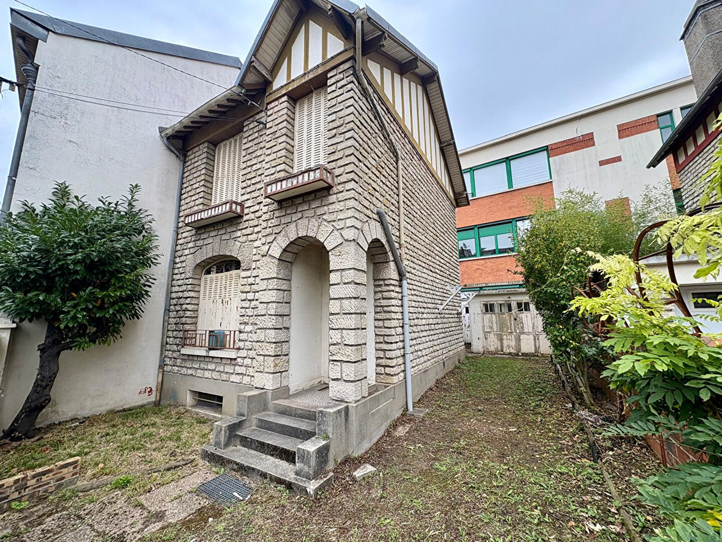 Hyper centre de Mantes la Jolie - Maison 3 pièces - 2 chambres