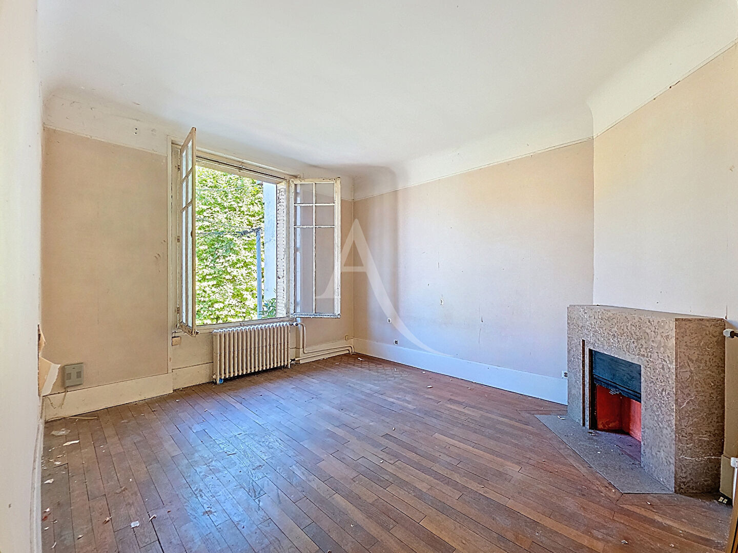 Photo Hyper centre de Mantes la Jolie - Maison 3 pièces - 2 chambres image 4/6