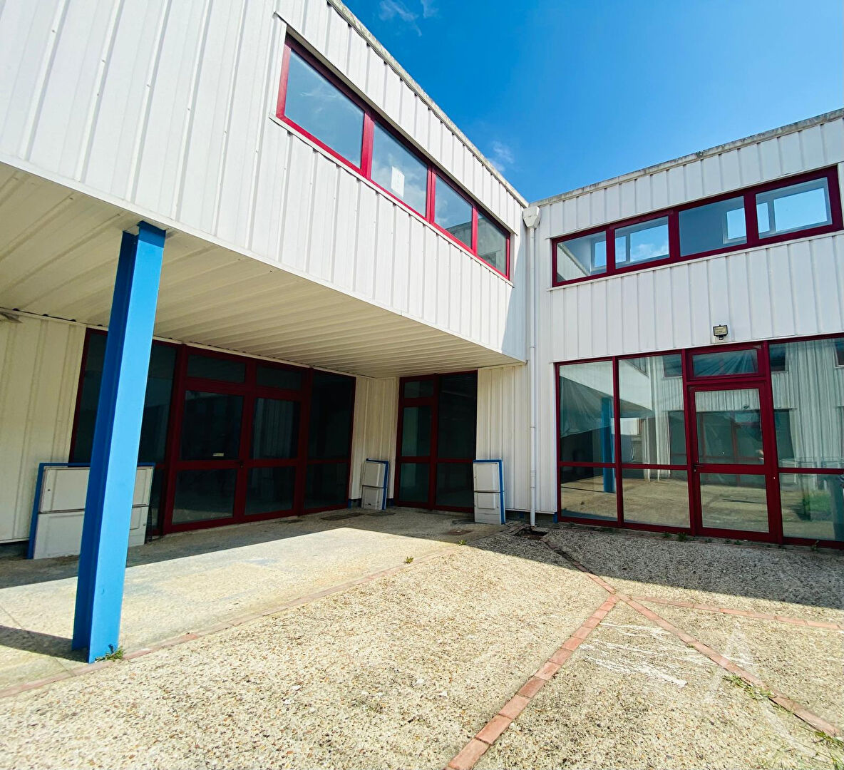 Photo Entrepôt - Local Industriel VERNOUILLET (78) image 4/5