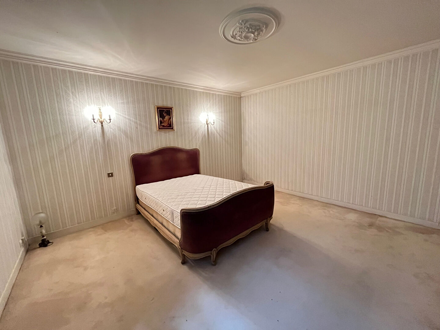 Photo Maison Follainville Dennemont 5 pièce(s) 166 m2. Terrain 1138 m² garage. image 6/6